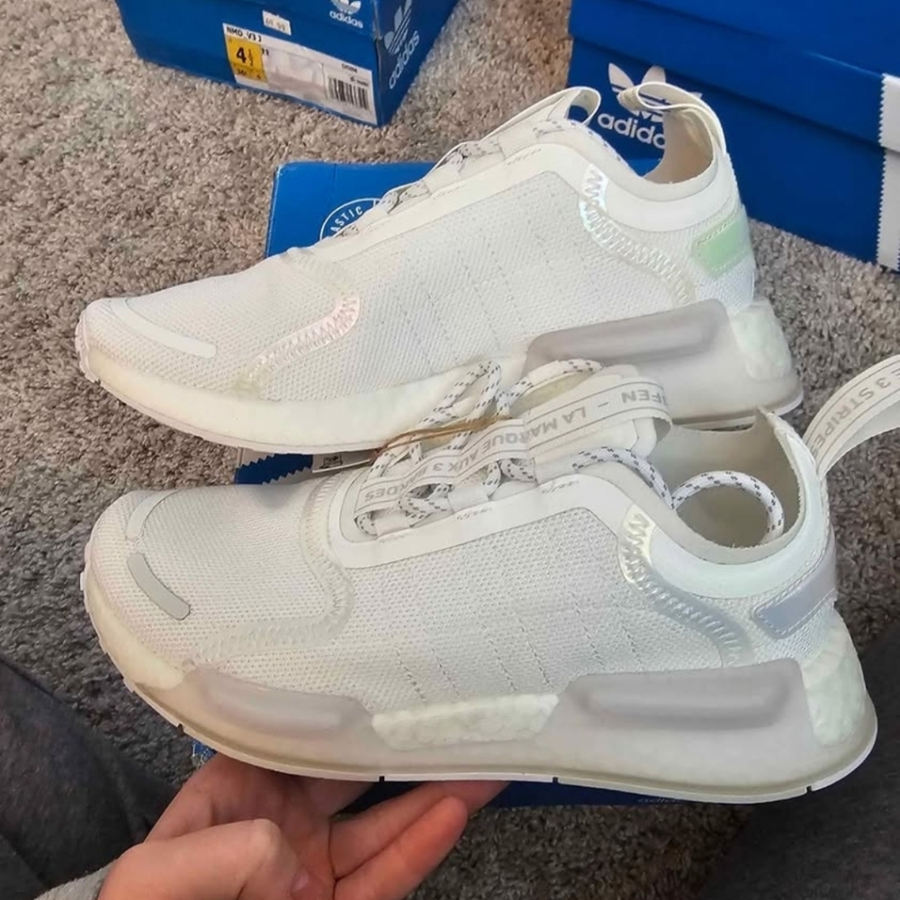 adidas nmd r1 v3 womens size 9